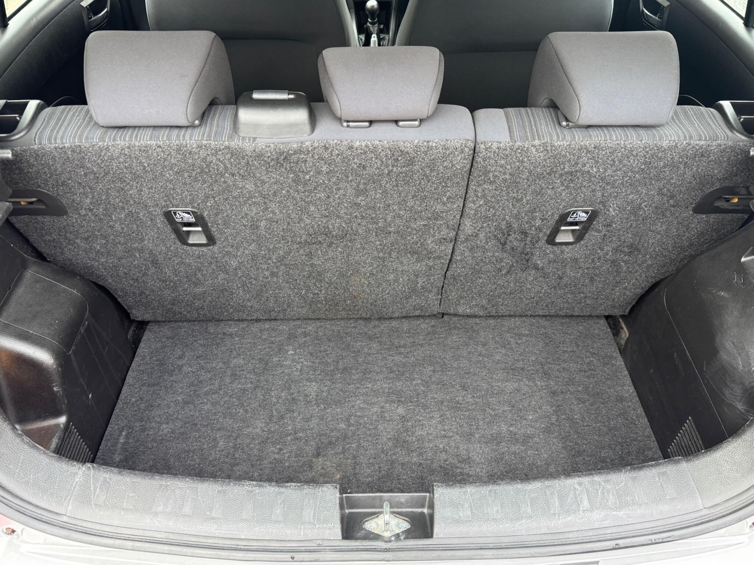 Used Suzuki Swift 2014 for sale - 77695873: Photo 47