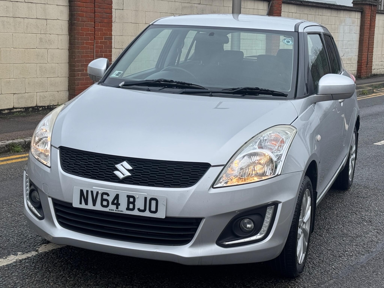 Used Suzuki Swift 2014 for sale - 77695873: Photo 5