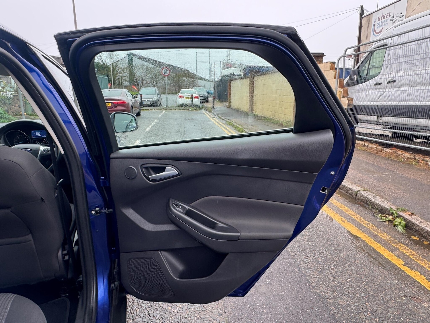 Used Ford Focus 2014 for sale - 76855959: Photo 28