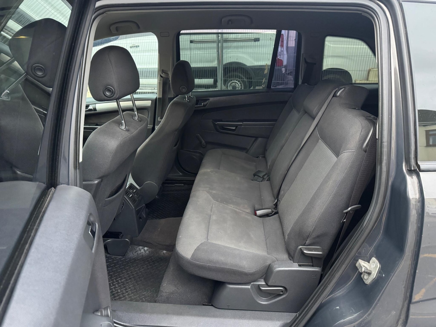 Used Vauxhall Zafira 2012 for sale - 76667348: Photo 24