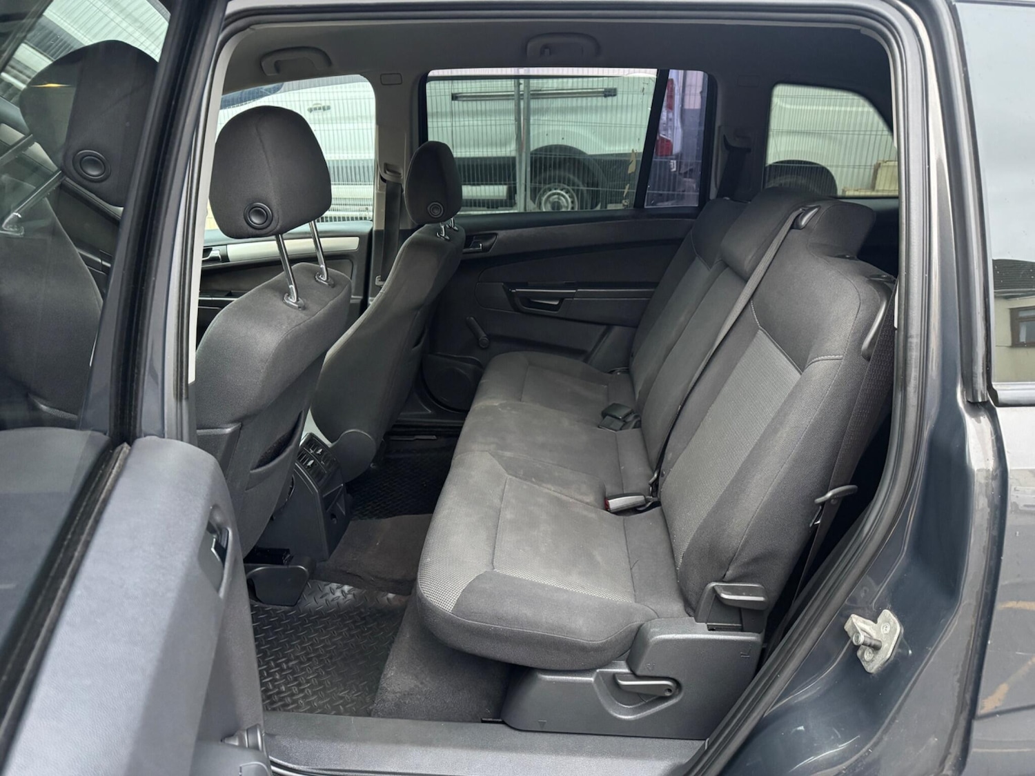 Used Vauxhall Zafira 2012 for sale - 76667348: Photo 25