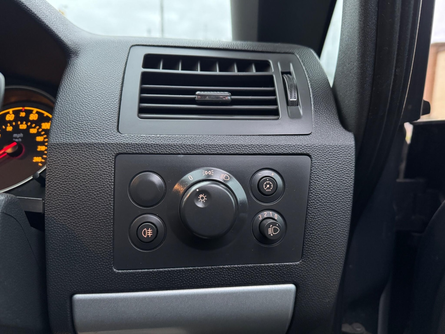 Used Vauxhall Zafira 2012 for sale - 76667348: Photo 37