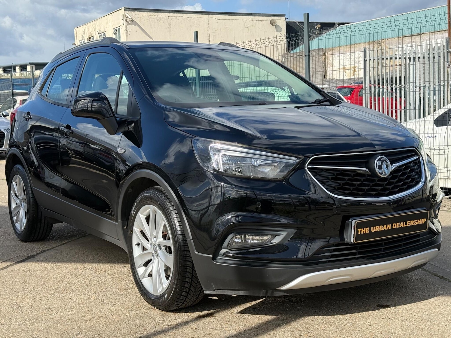 Used Vauxhall Mokka X 2017 for sale - 78058761: Photo 2