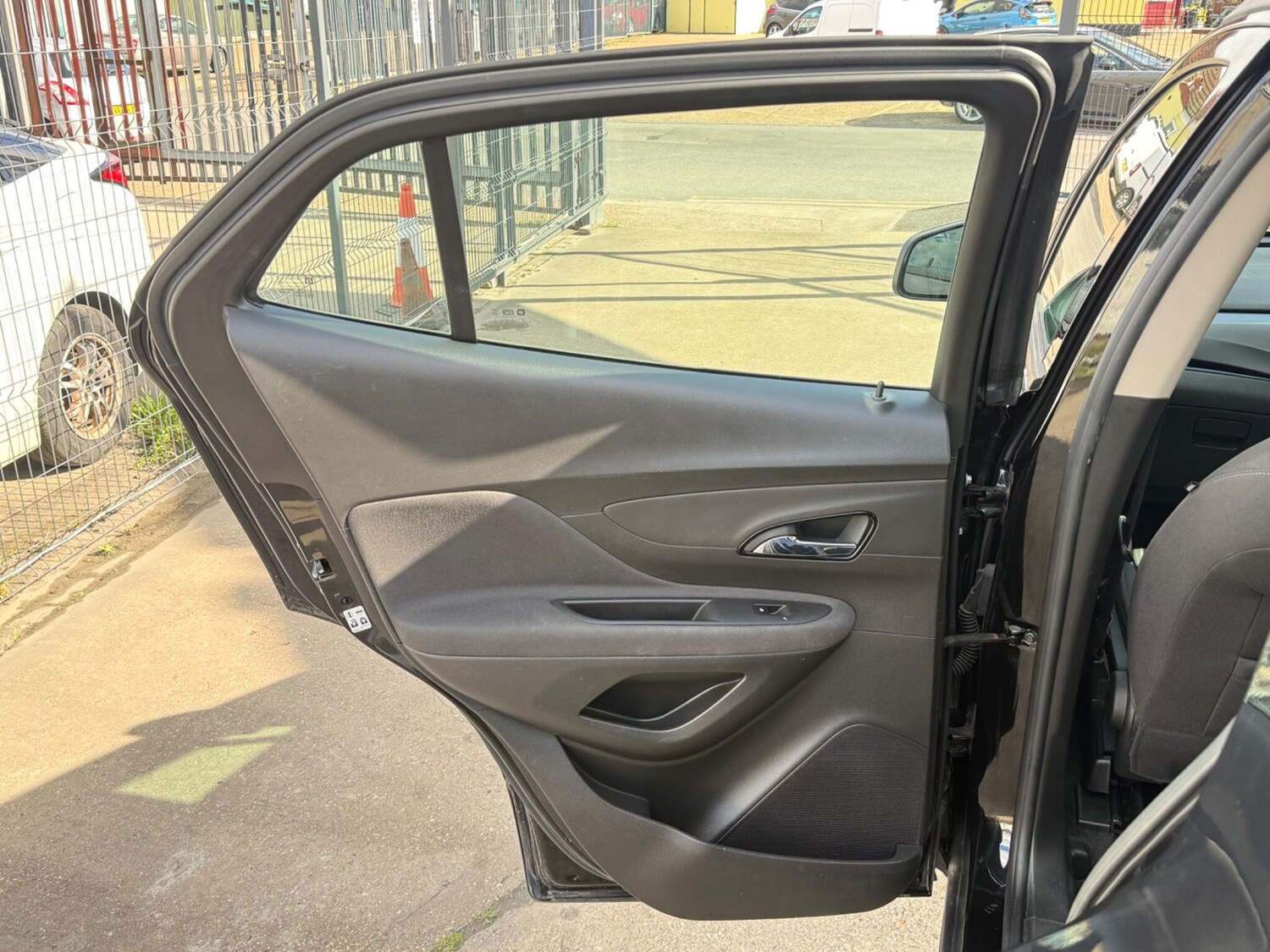 Used Vauxhall Mokka X 2017 for sale - 78058761: Photo 25