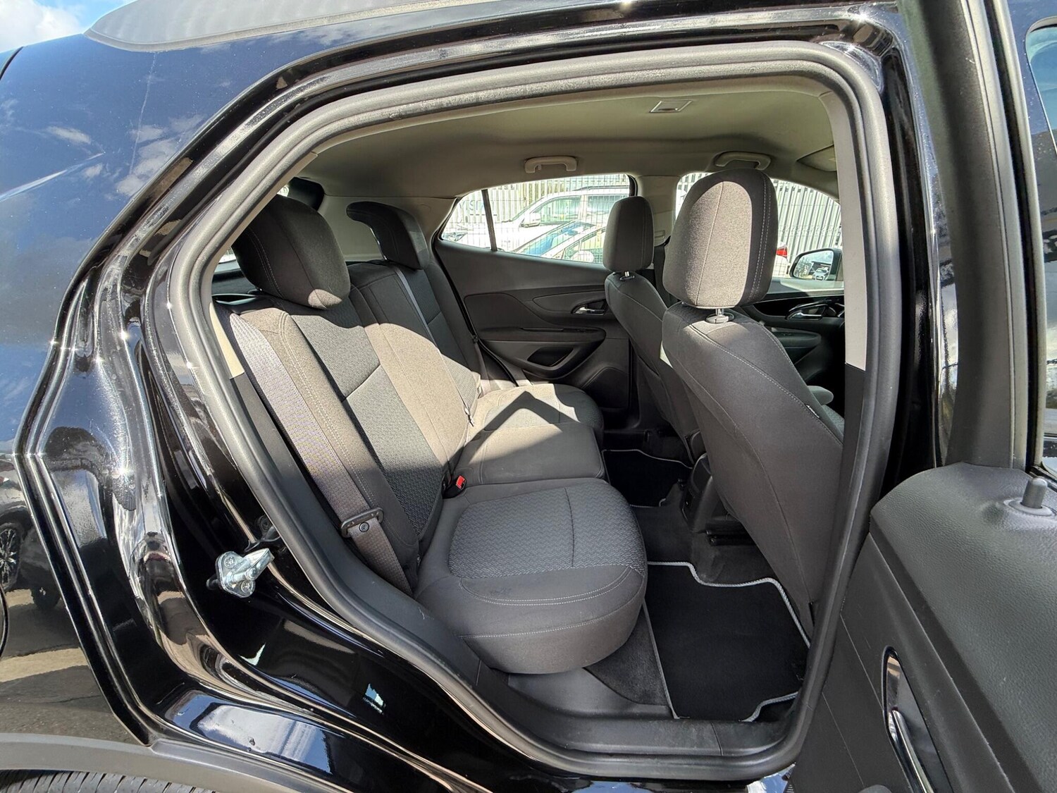 Used Vauxhall Mokka X 2017 for sale - 78058761: Photo 32