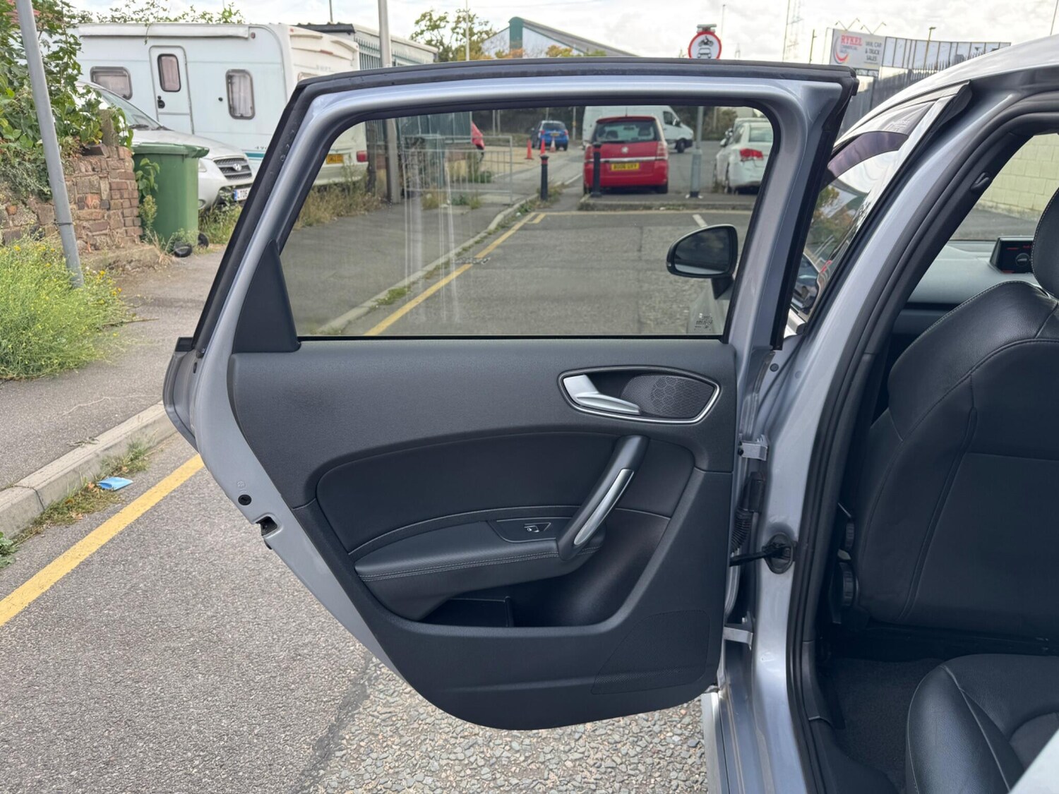 Vehicle 28