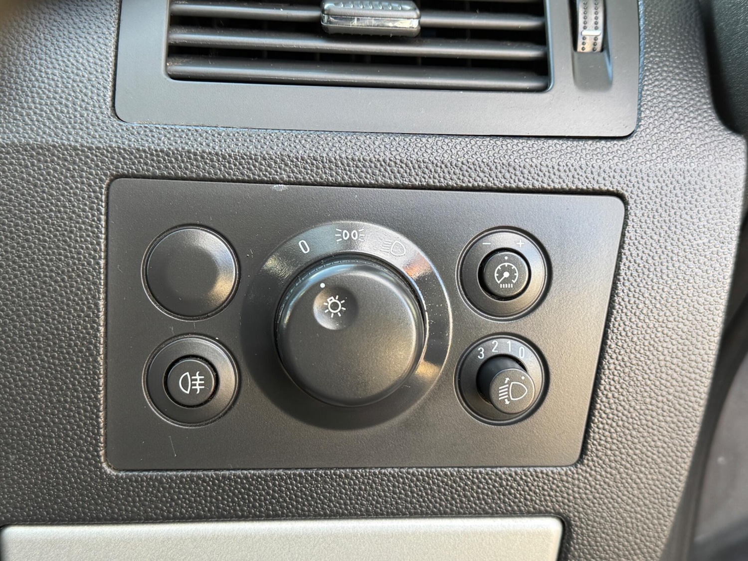 Used Vauxhall Zafira 2012 for sale - 77411524: Photo 45