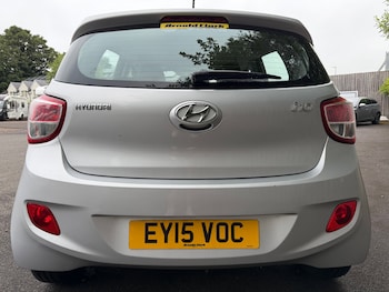 Used Hyundai i10 2015 for sale - 79213256: Photo