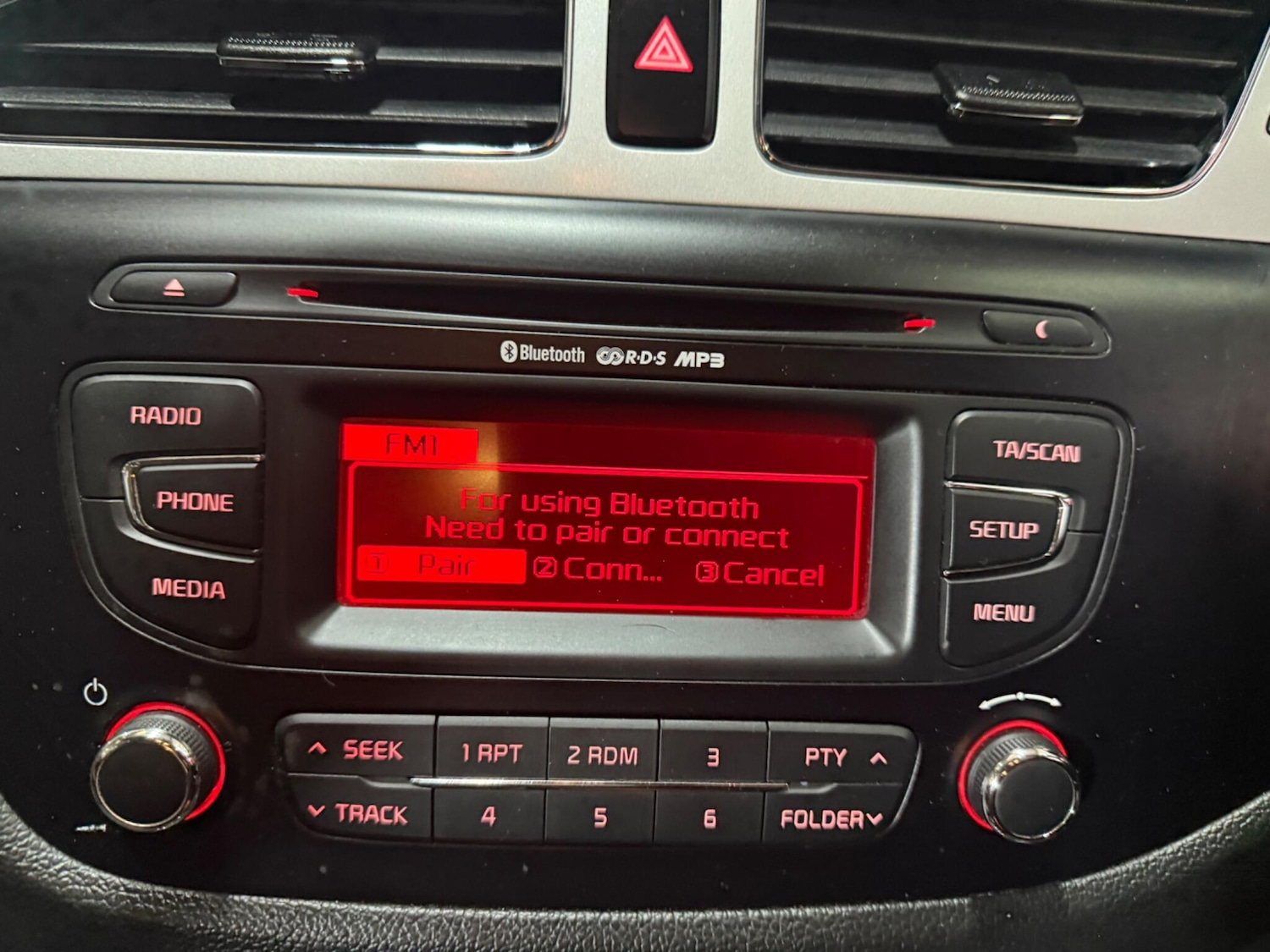 Used Kia Ceed 2015 for sale - 77131273: Photo 44