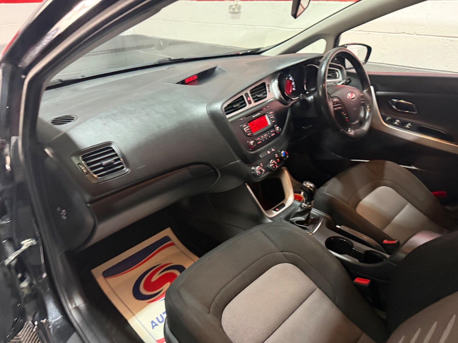 Used Kia Ceed 2015 for sale - 77131273: Photo 57