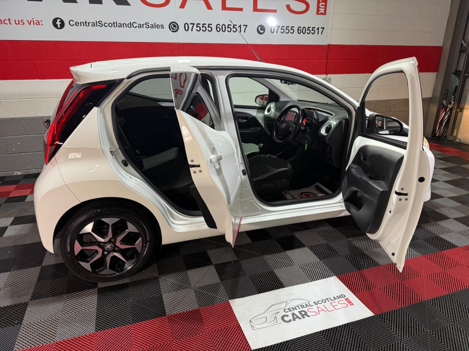 Used Toyota AYGO 2019 for sale - 76989807: Photo 46