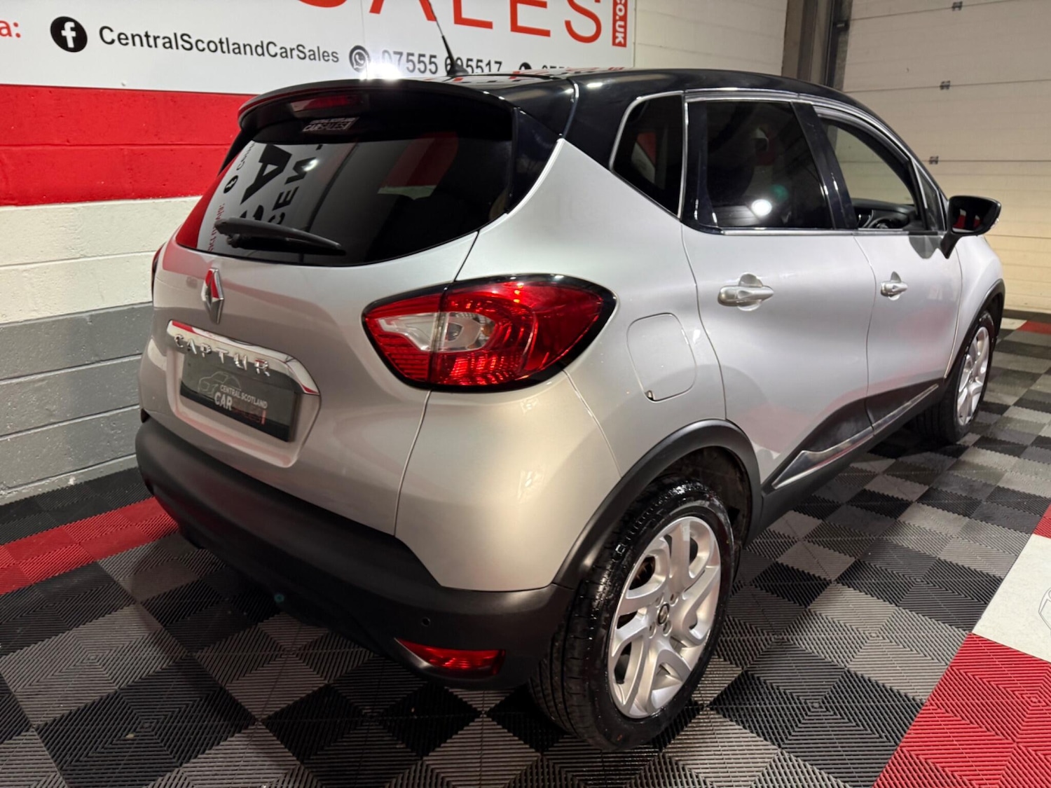 Used Renault Captur for sale - 77612656: Photo 17