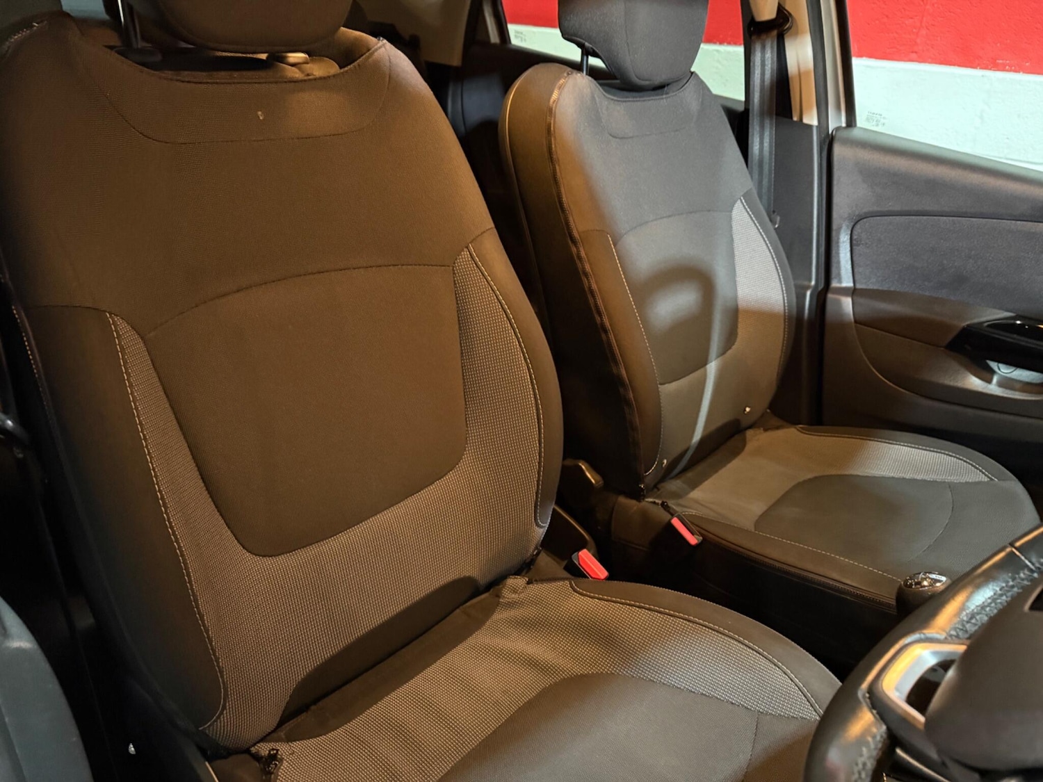 Used Renault Captur for sale - 77612656: Photo 21