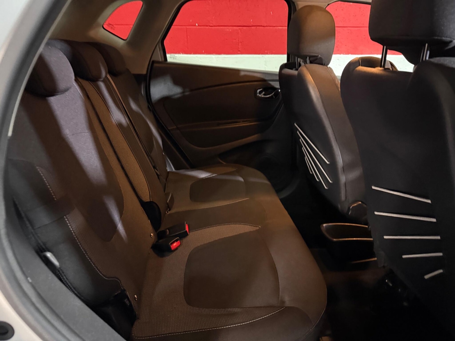 Used Renault Captur for sale - 77612656: Photo 24