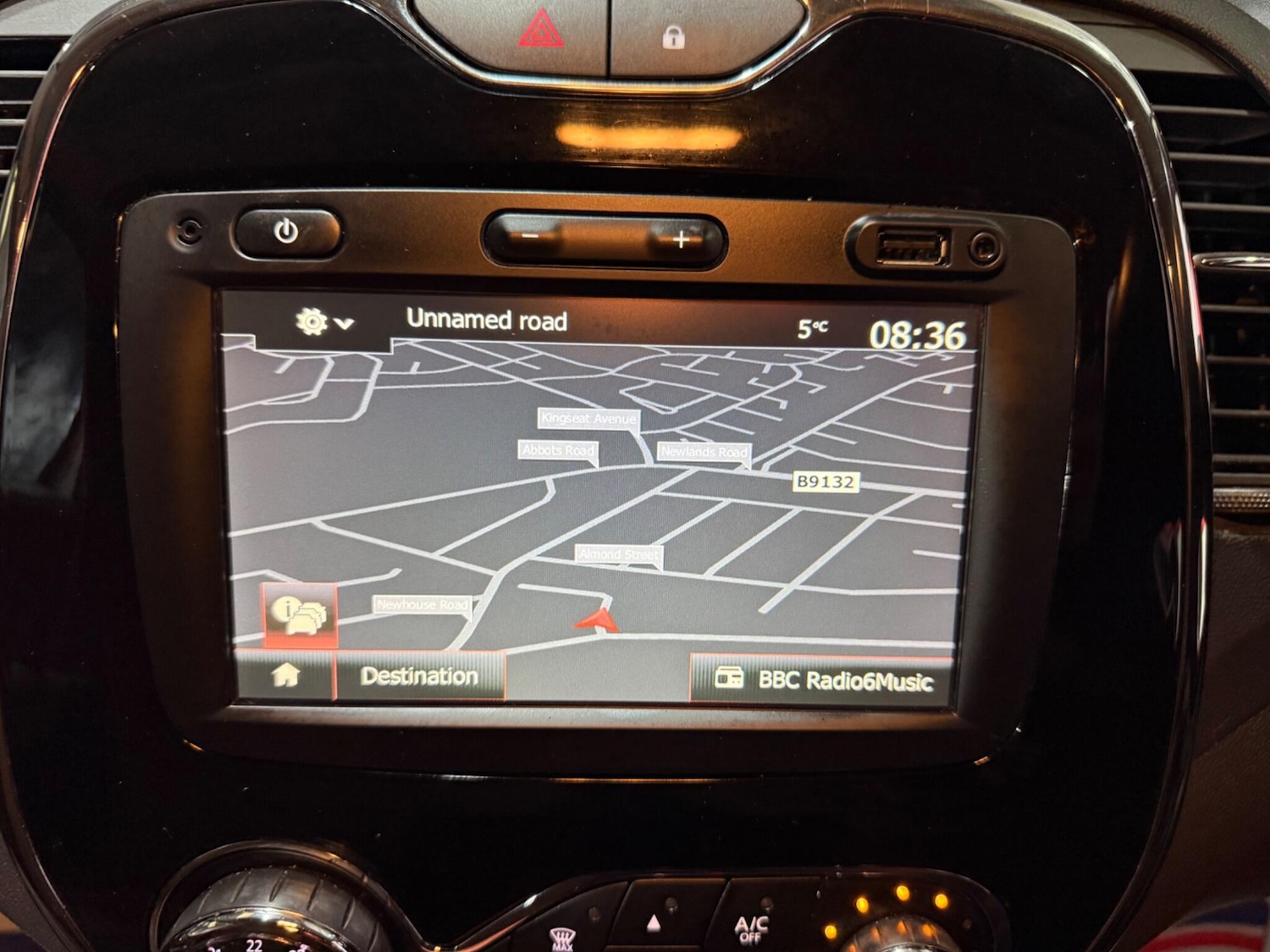 Used Renault Captur for sale - 77612656: Photo 44