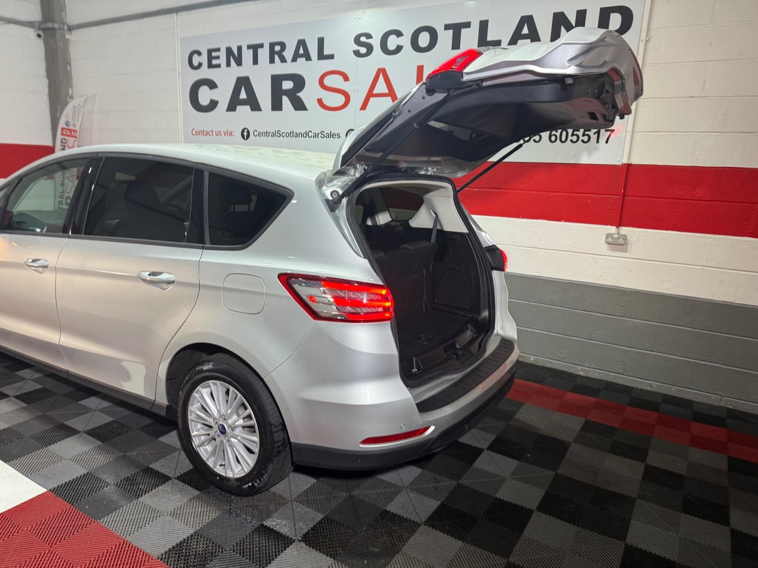 Used Ford S-Max 2023 for sale - 76700601: Photo 11