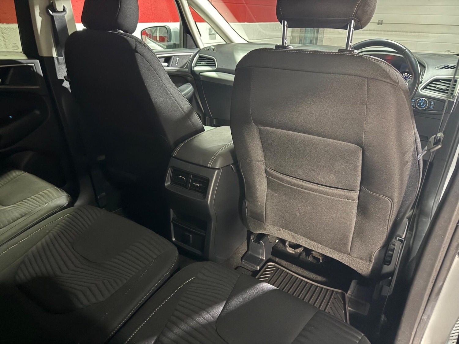 Used Ford S-Max 2023 for sale - 76700601: Photo 30