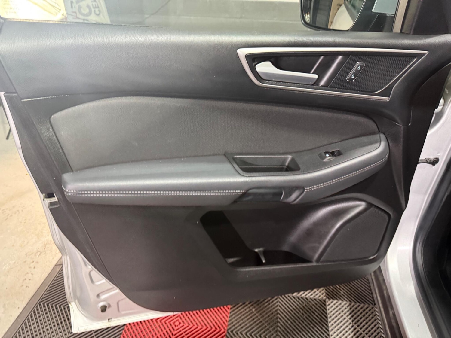 Used Ford S-Max 2023 for sale - 76700601: Photo 44