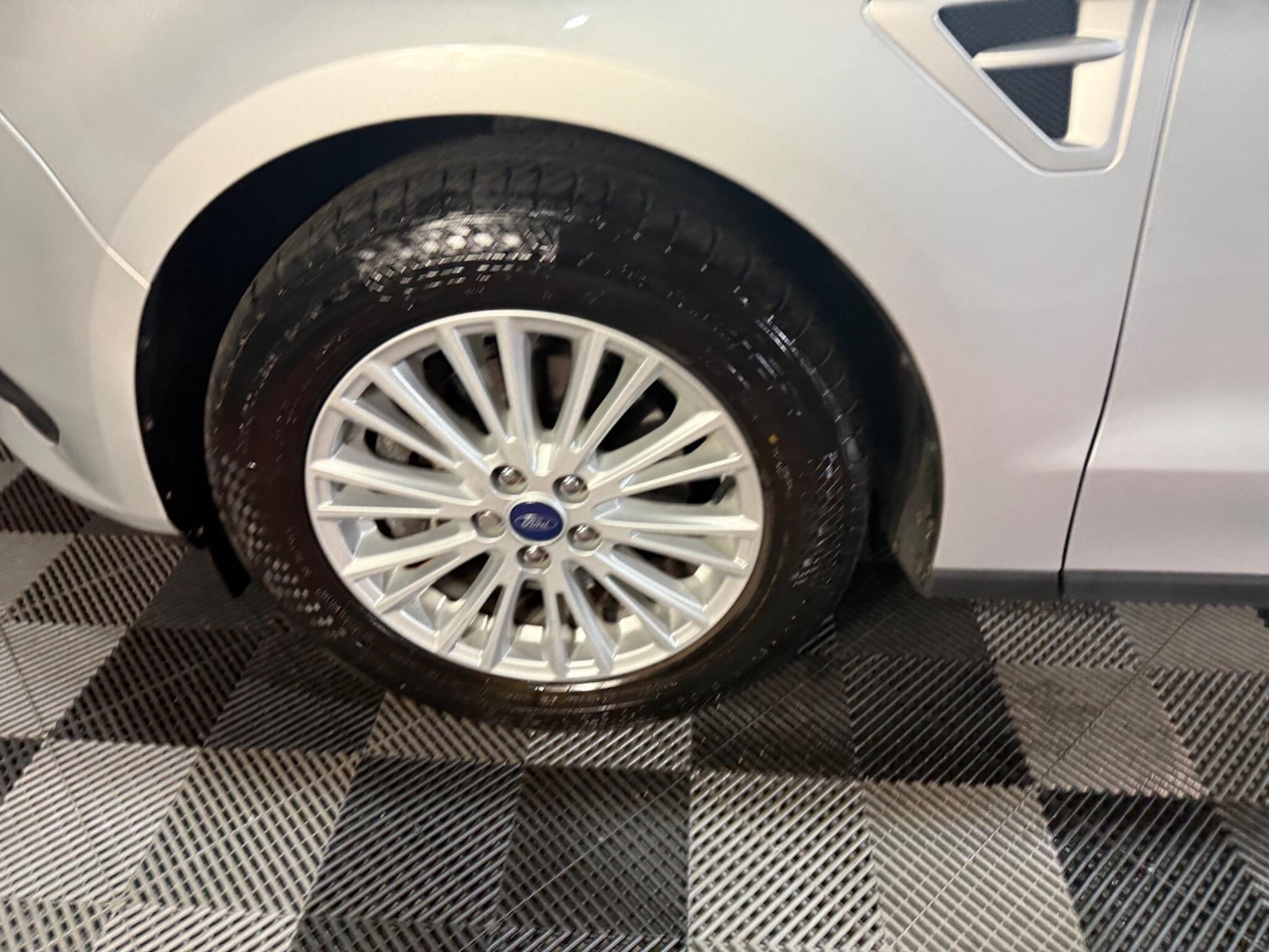 Used Ford S-Max 2023 for sale - 76700601: Photo 47