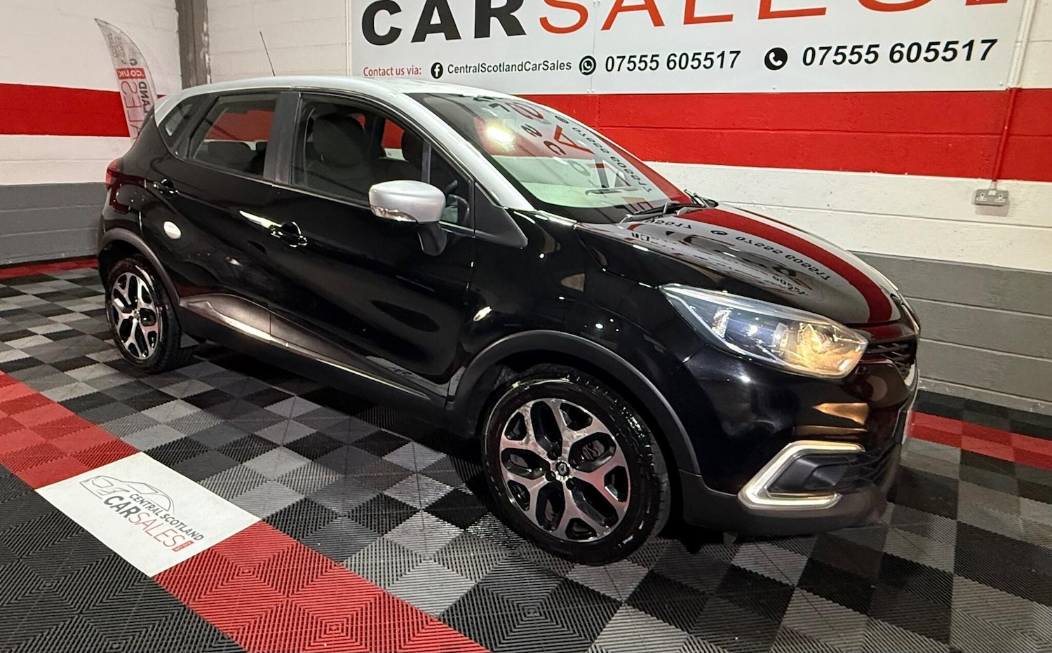 Used Renault Captur 2017 for sale - 76801768: Photo 1