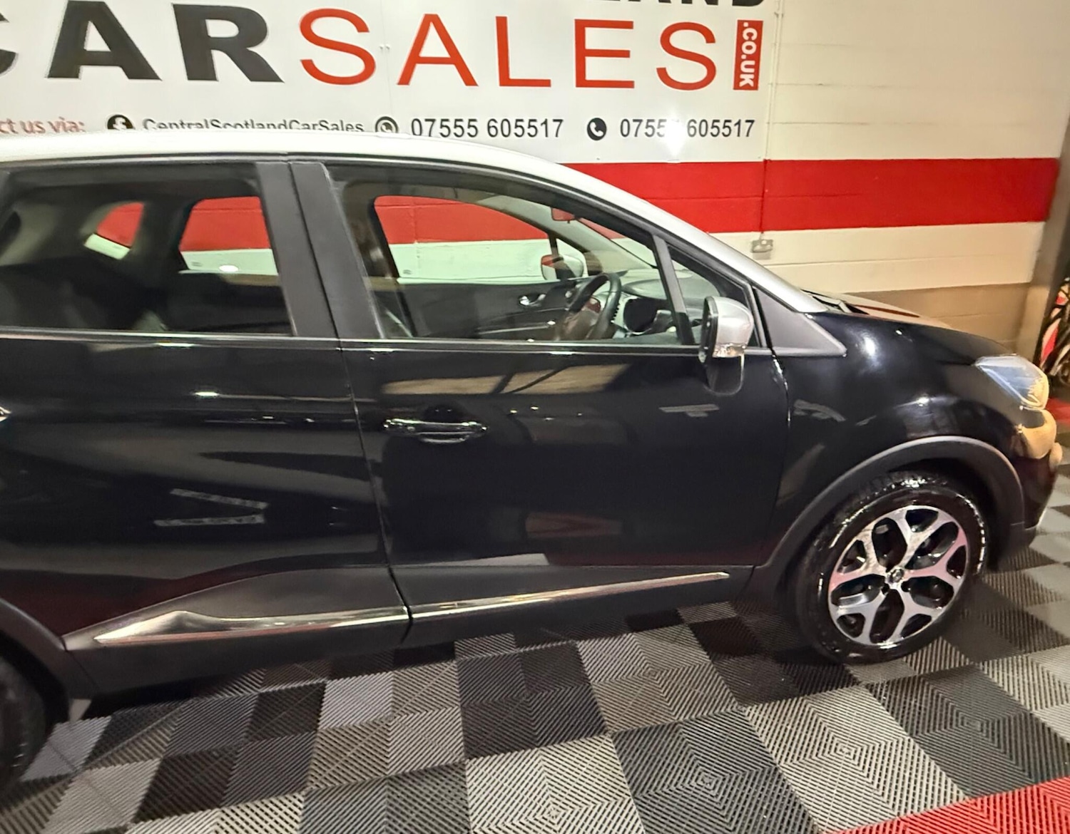 Used Renault Captur 2017 for sale - 76801768: Photo 15