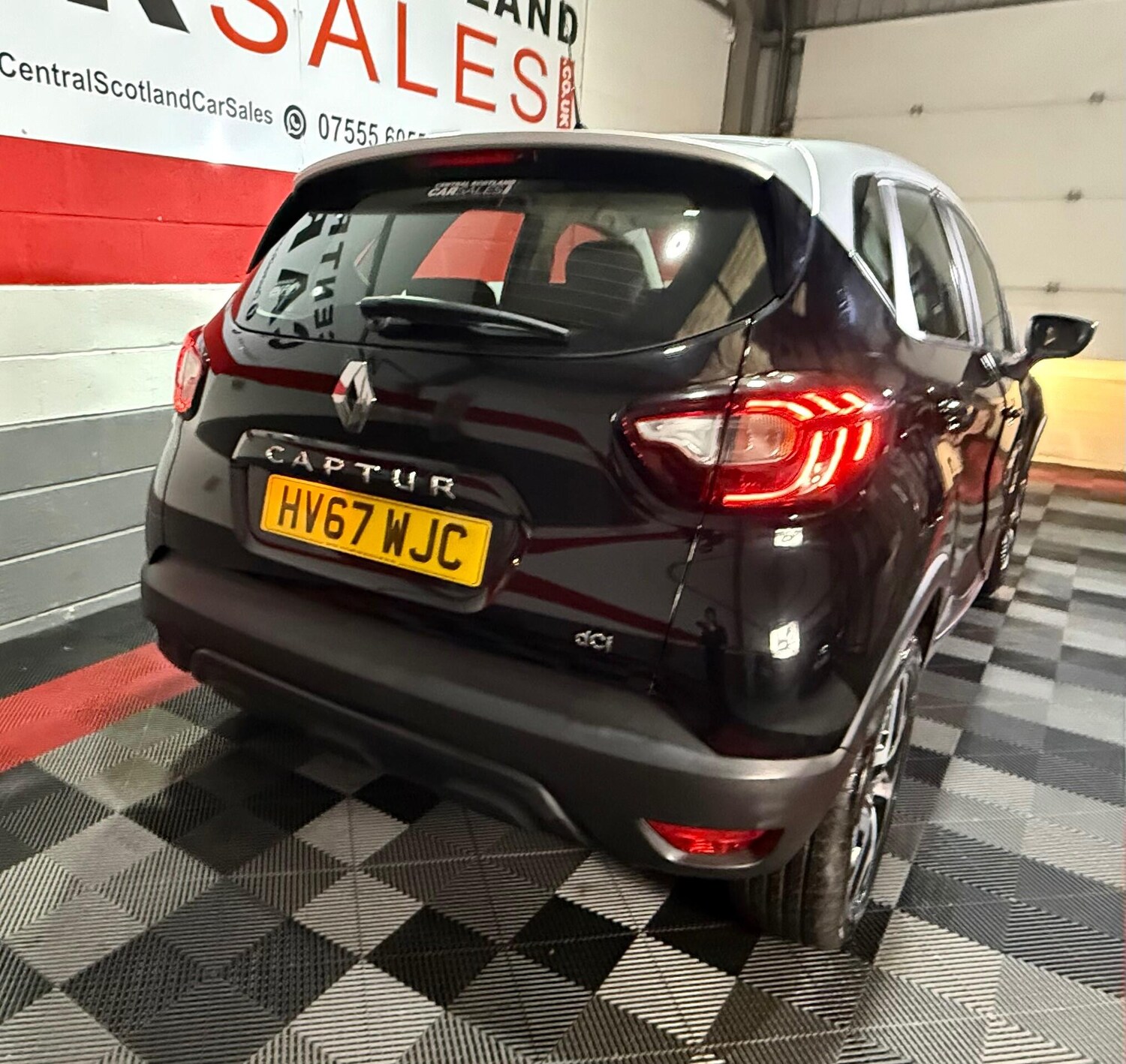 Used Renault Captur 2017 for sale - 76801768: Photo 18