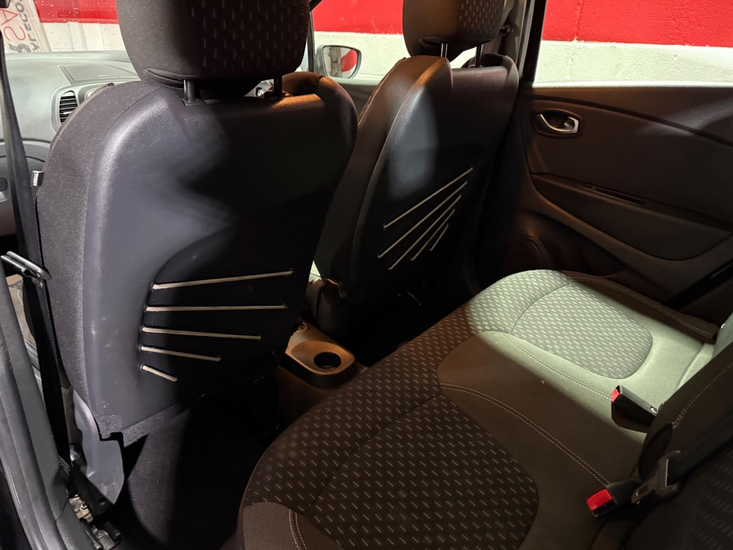 Used Renault Captur 2017 for sale - 76801768: Photo 29