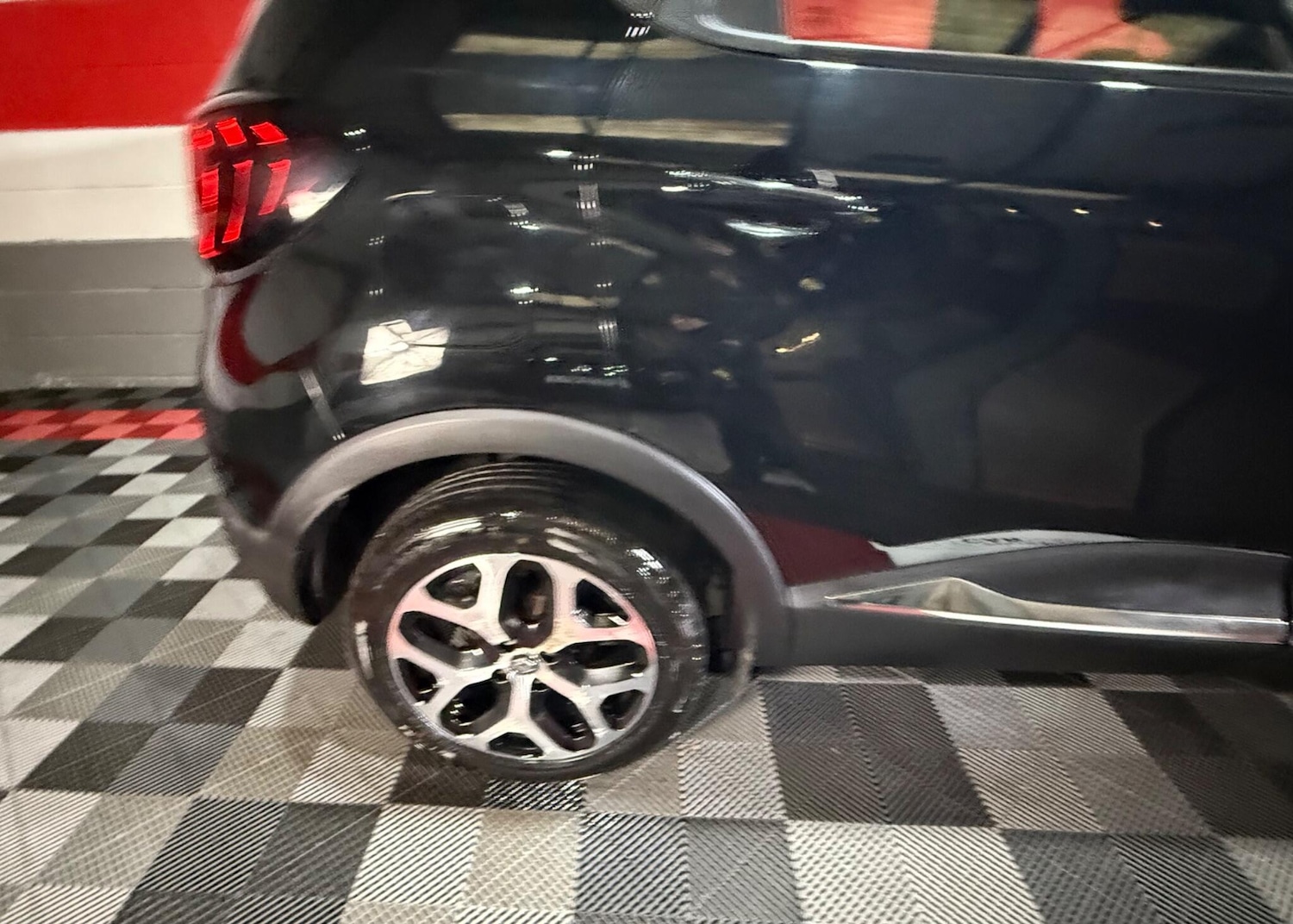 Used Renault Captur 2017 for sale - 76801768: Photo 38