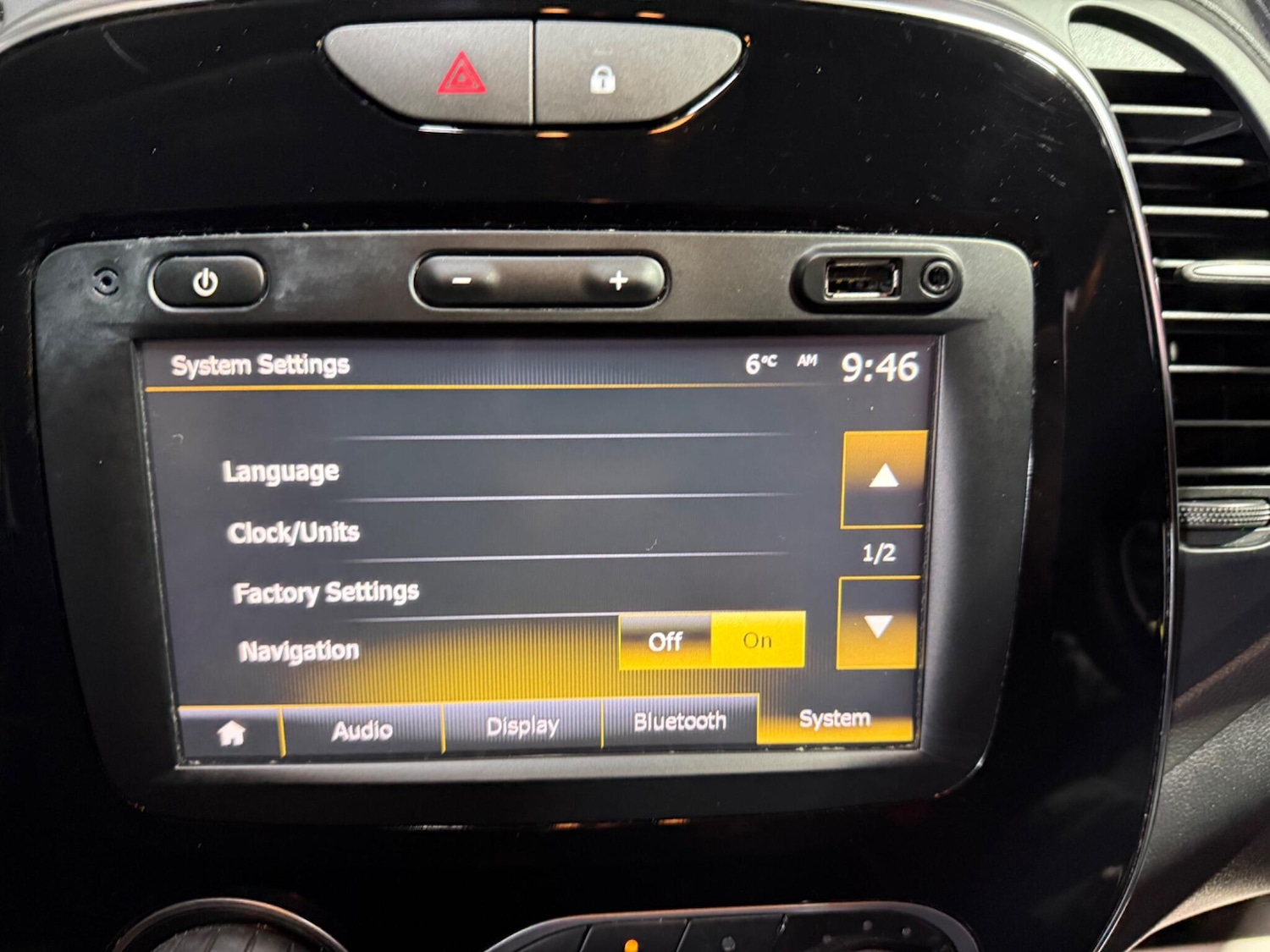 Used Renault Captur 2017 for sale - 76801768: Photo 48