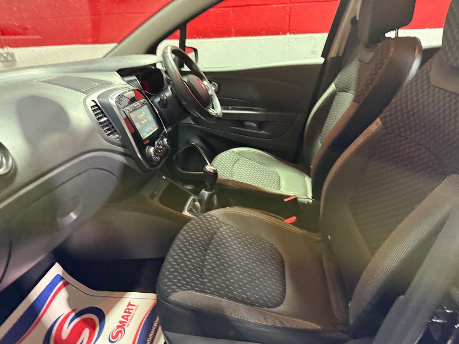 Used Renault Captur 2017 for sale - 76801768: Photo 56