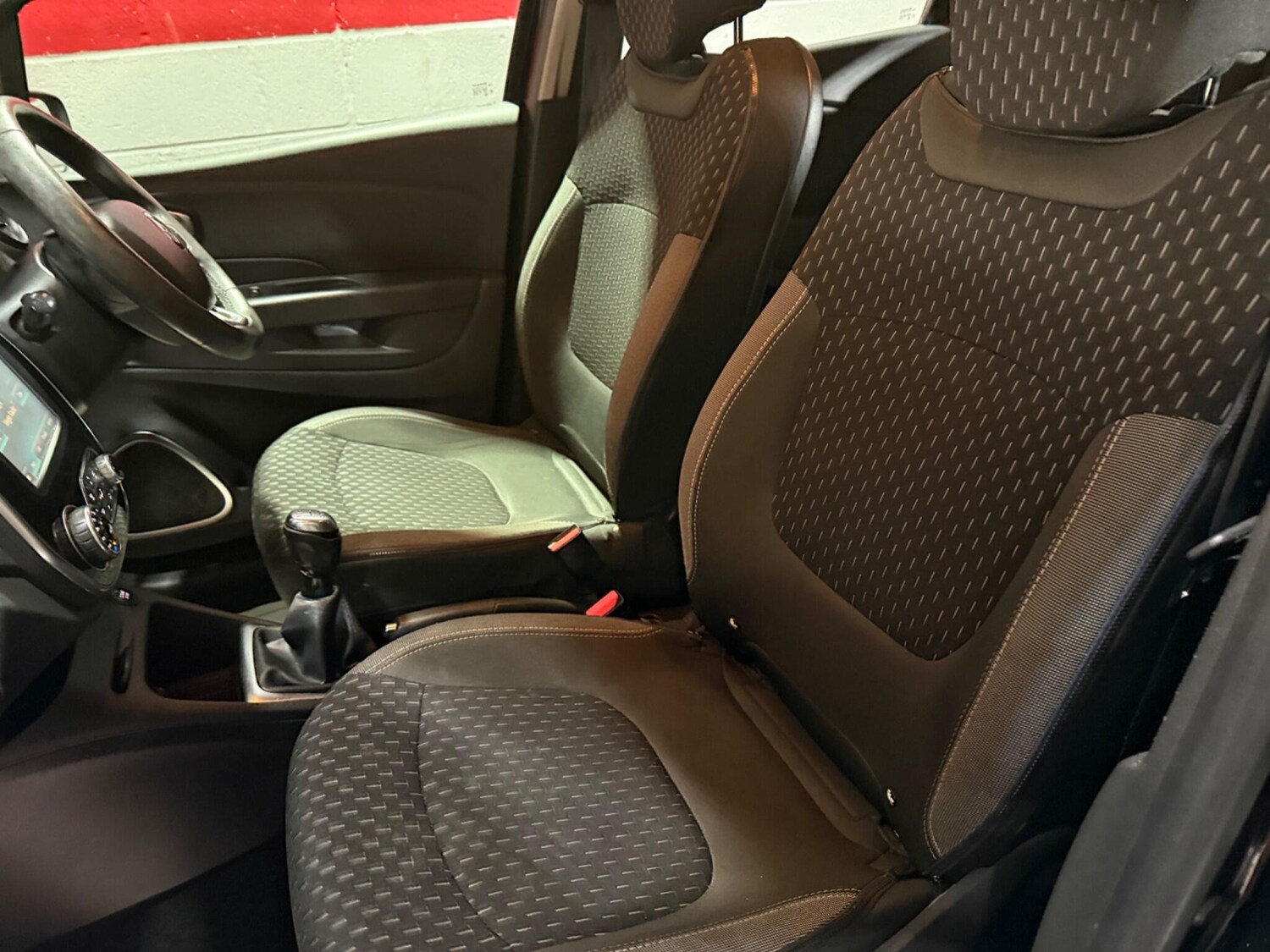 Used Renault Captur 2017 for sale - 76801768: Photo 57