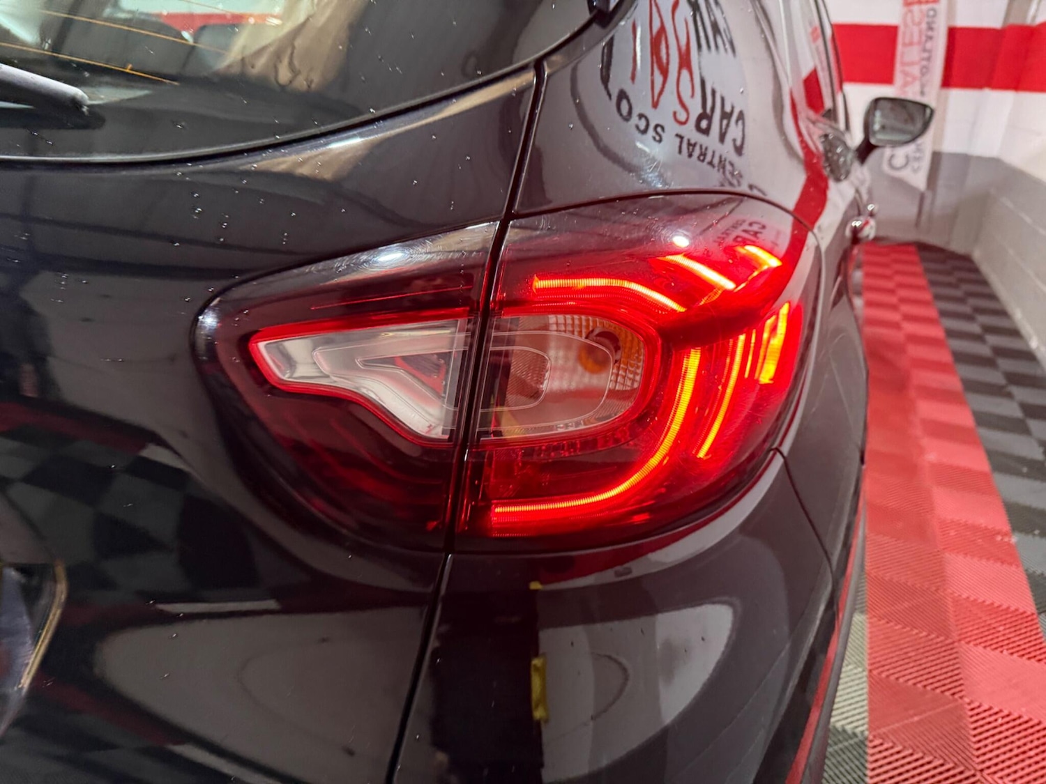 Used Renault Captur 2017 for sale - 76801768: Photo 58