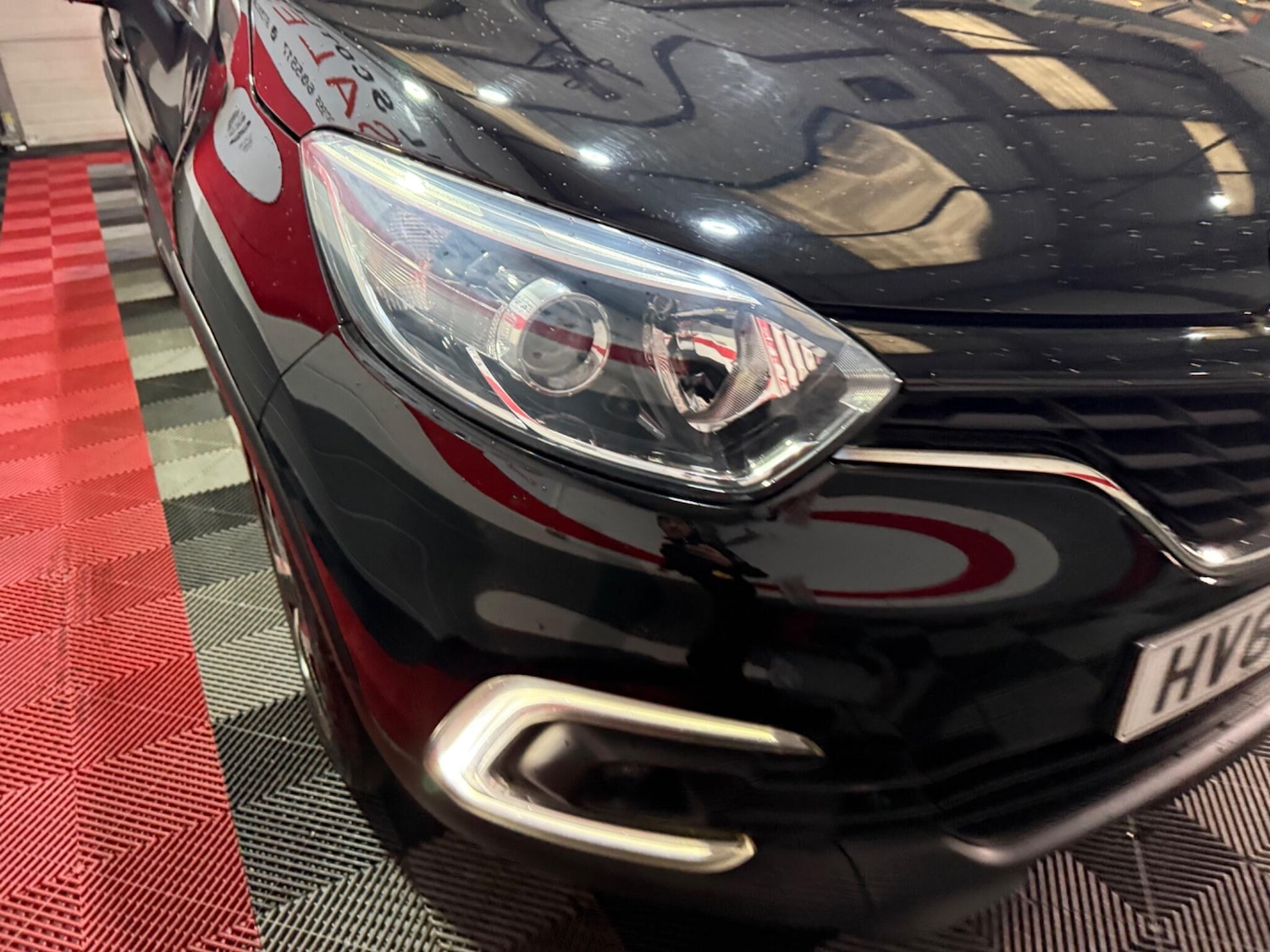 Used Renault Captur 2017 for sale - 76801768: Photo 59