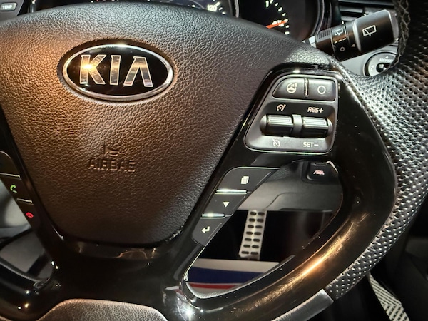 Used Kia Ceed 2018 for sale - 76295065: Photo 50