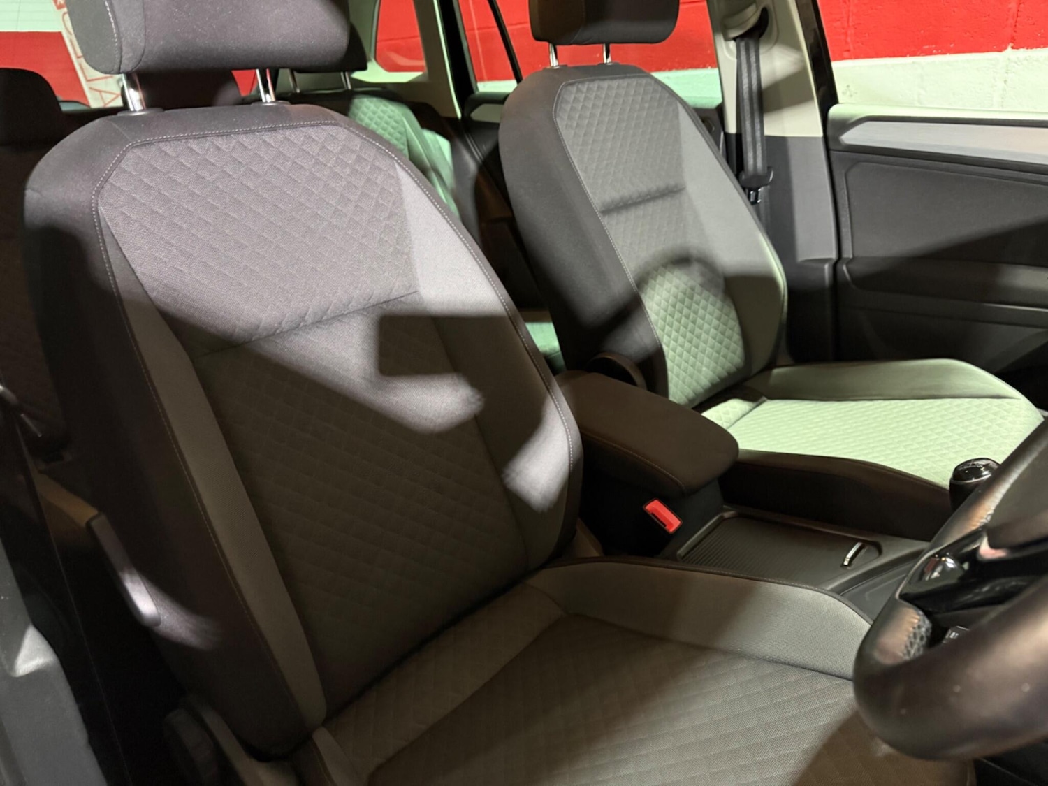 Used Volkswagen Tiguan 2020 for sale - 76283283: Photo 25