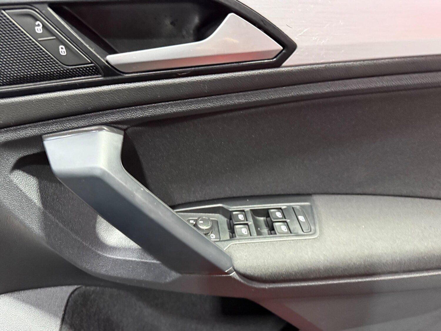 Used Volkswagen Tiguan 2020 for sale - 76283283: Photo 43