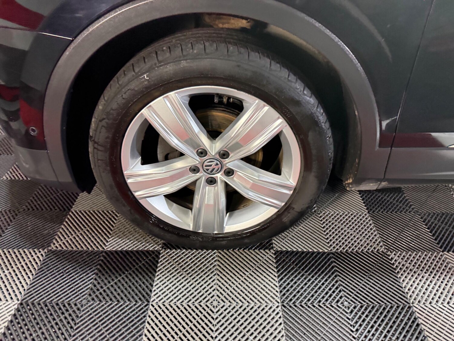 Used Volkswagen Tiguan 2020 for sale - 76283283: Photo 46