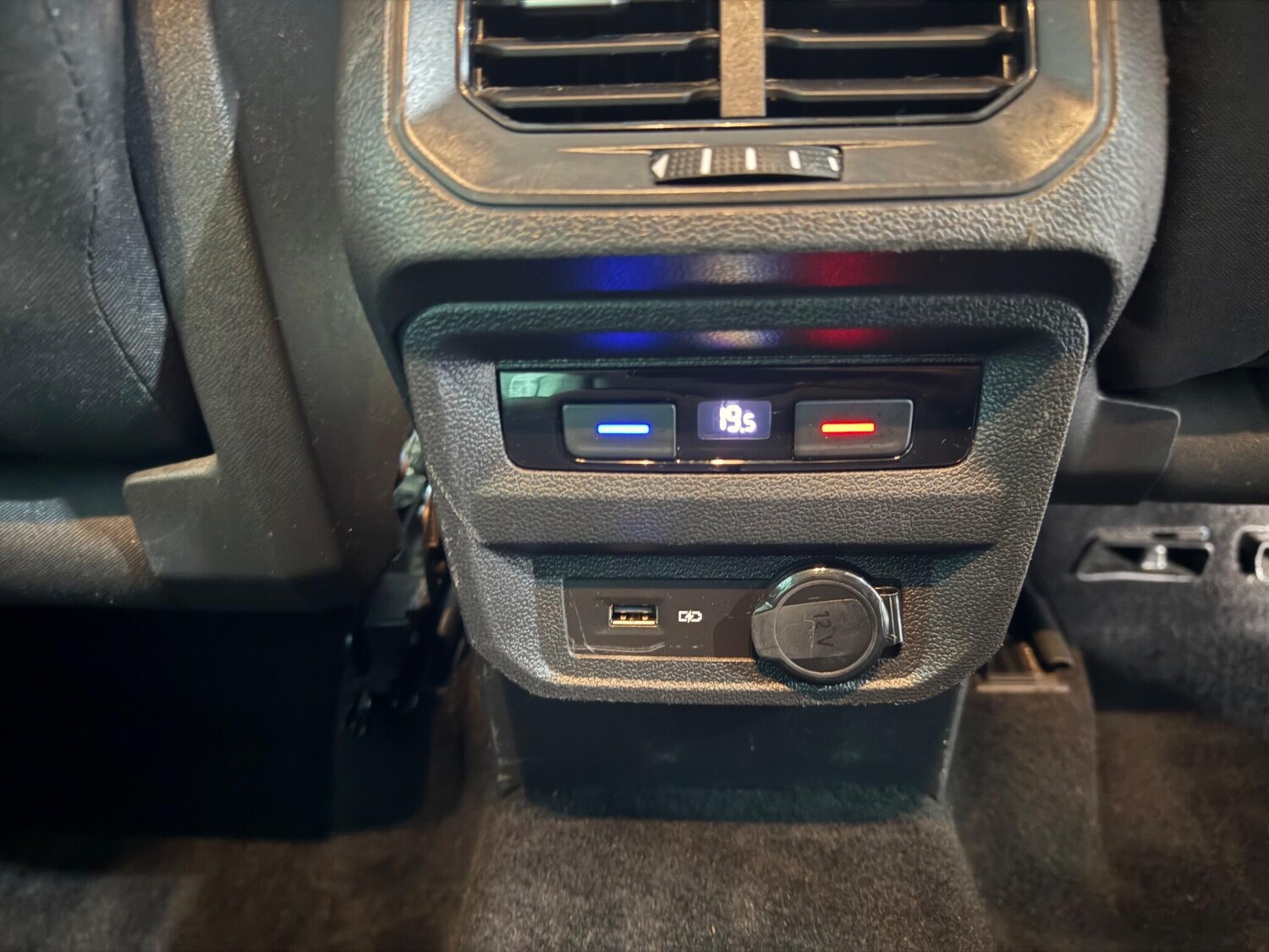 Used Volkswagen Tiguan 2020 for sale - 76283283: Photo 63