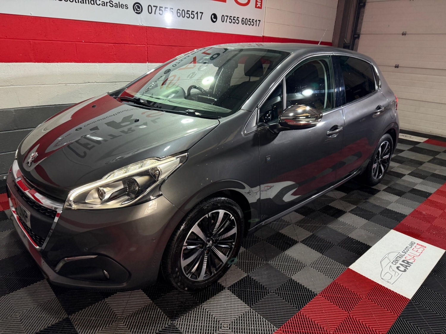 Used Peugeot 208 2019 for sale - 76990628: Photo 2