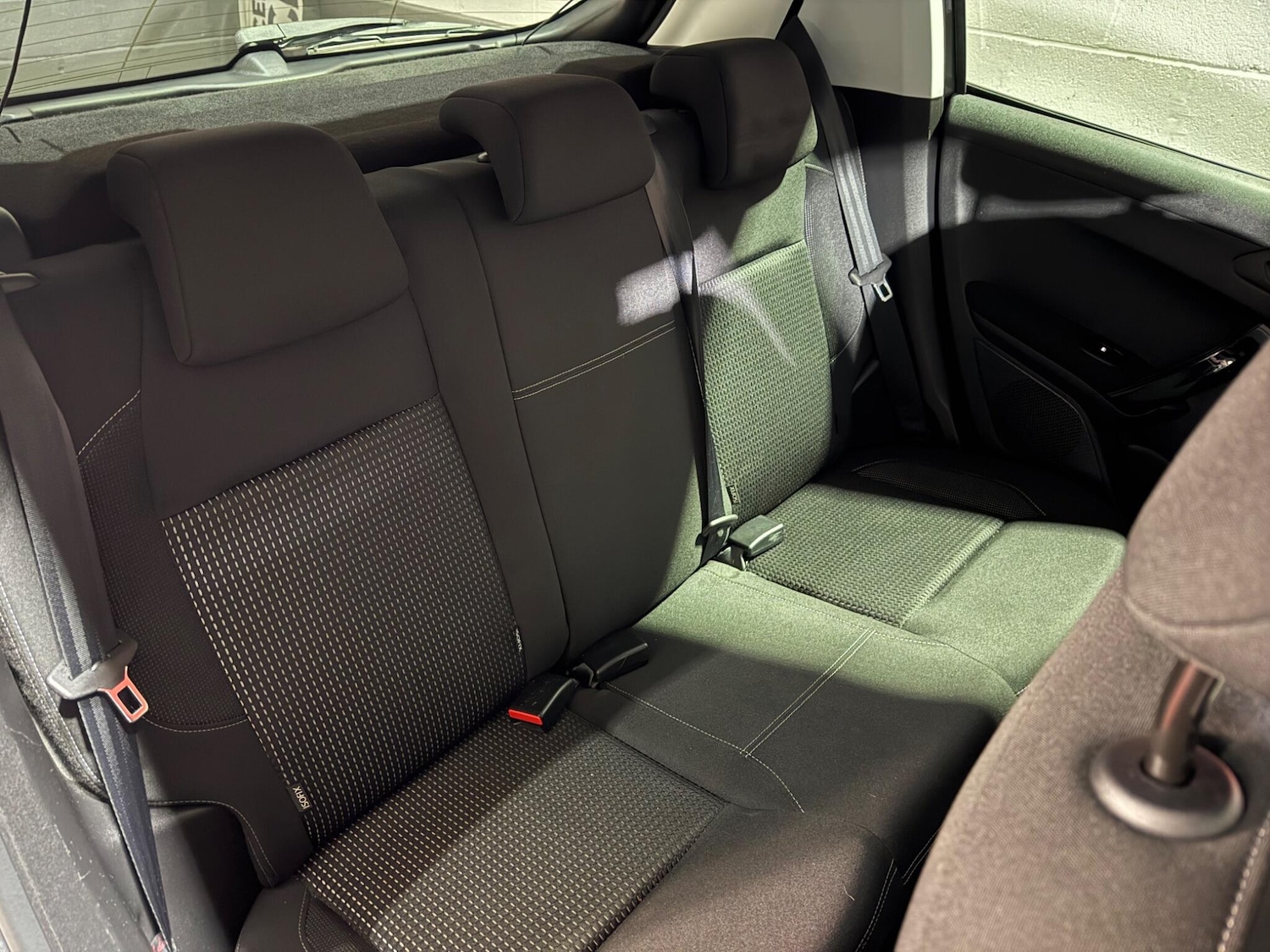 Used Peugeot 208 2019 for sale - 76990628: Photo 24