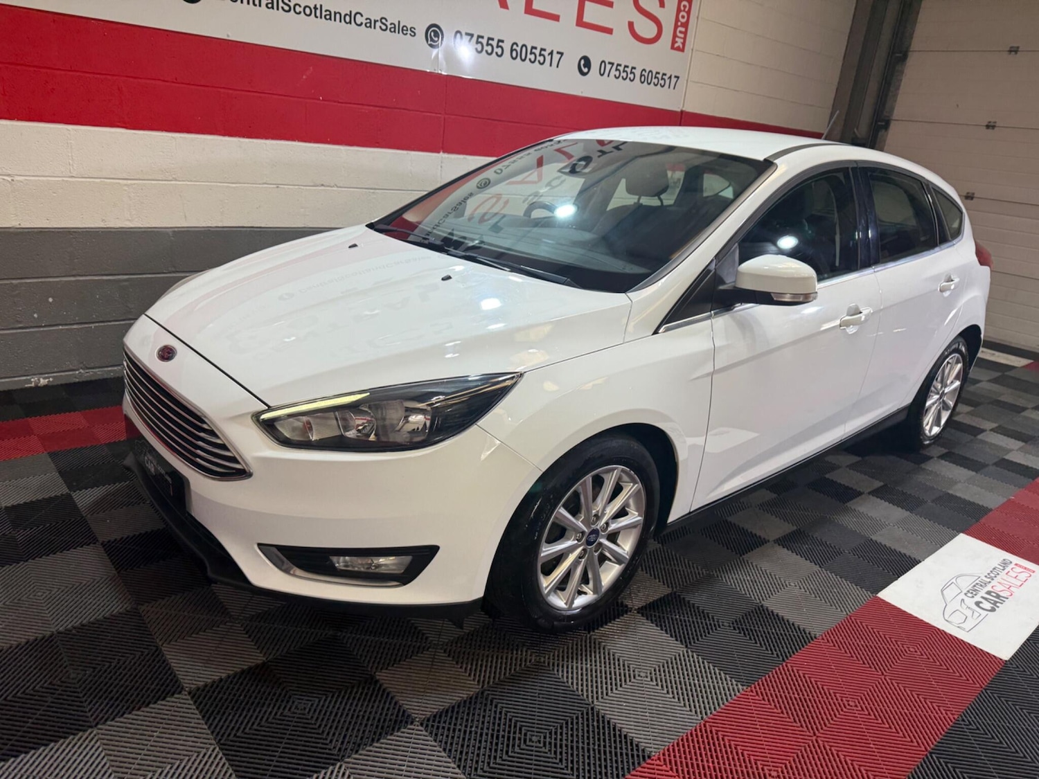 Used Ford Focus 2018 for sale - 78170632: Photo 2