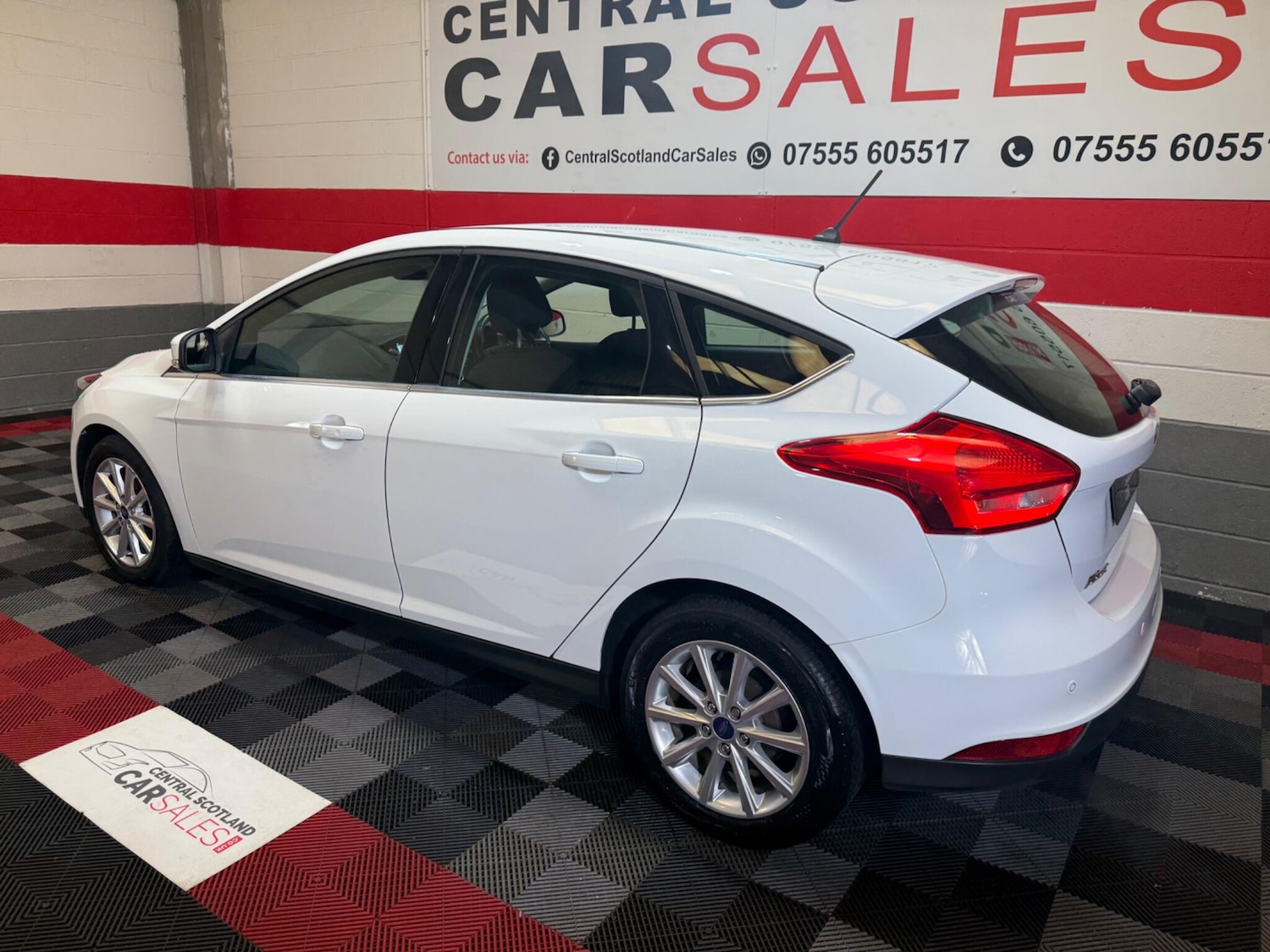 Used Ford Focus 2018 for sale - 78170632: Photo 9