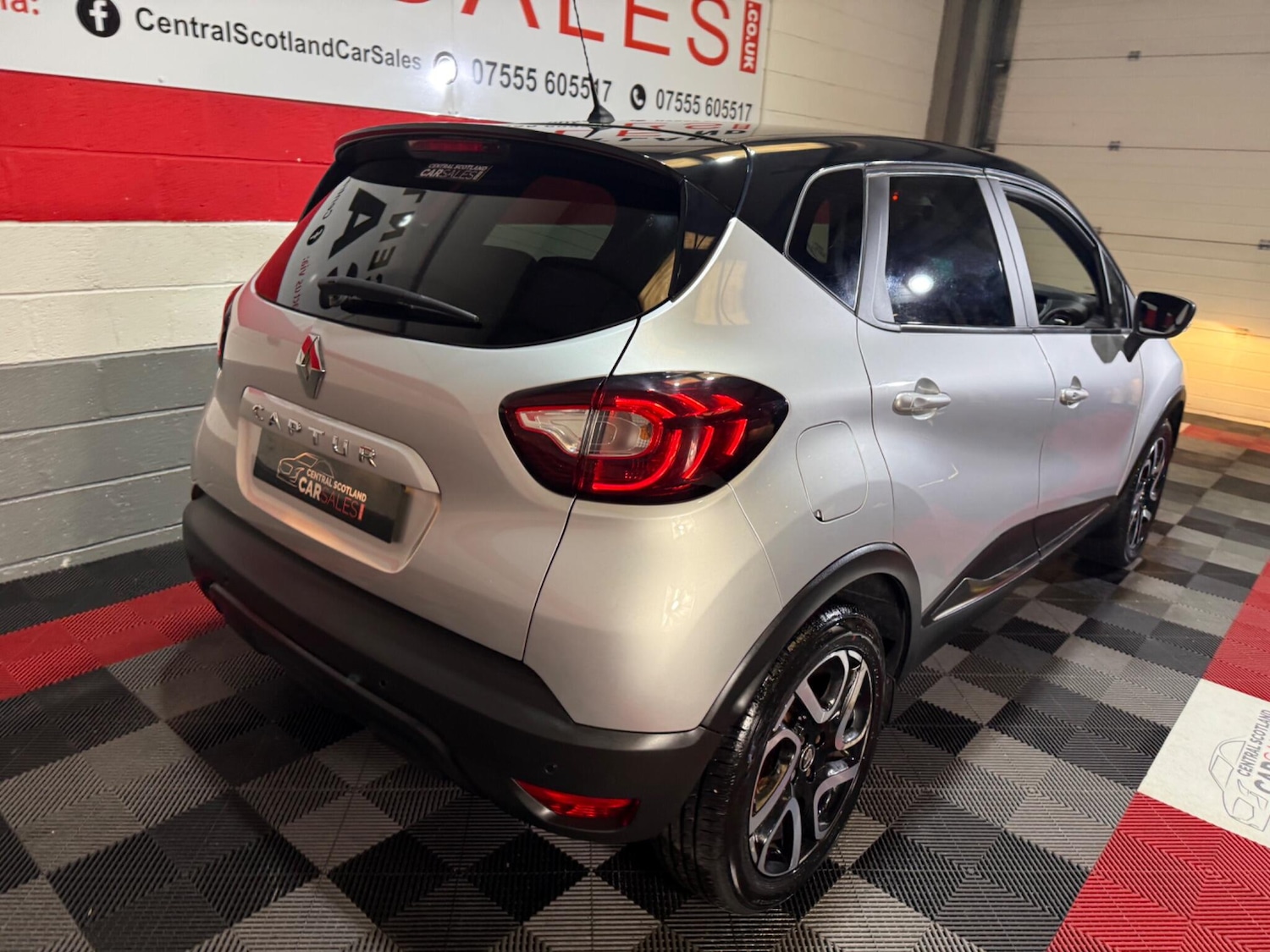 Used Renault Captur for sale - 77853466: Photo 18