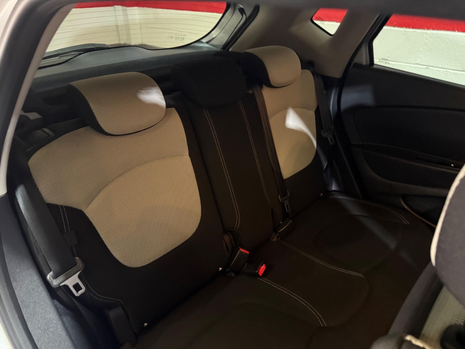 Used Renault Captur for sale - 77853466: Photo 27