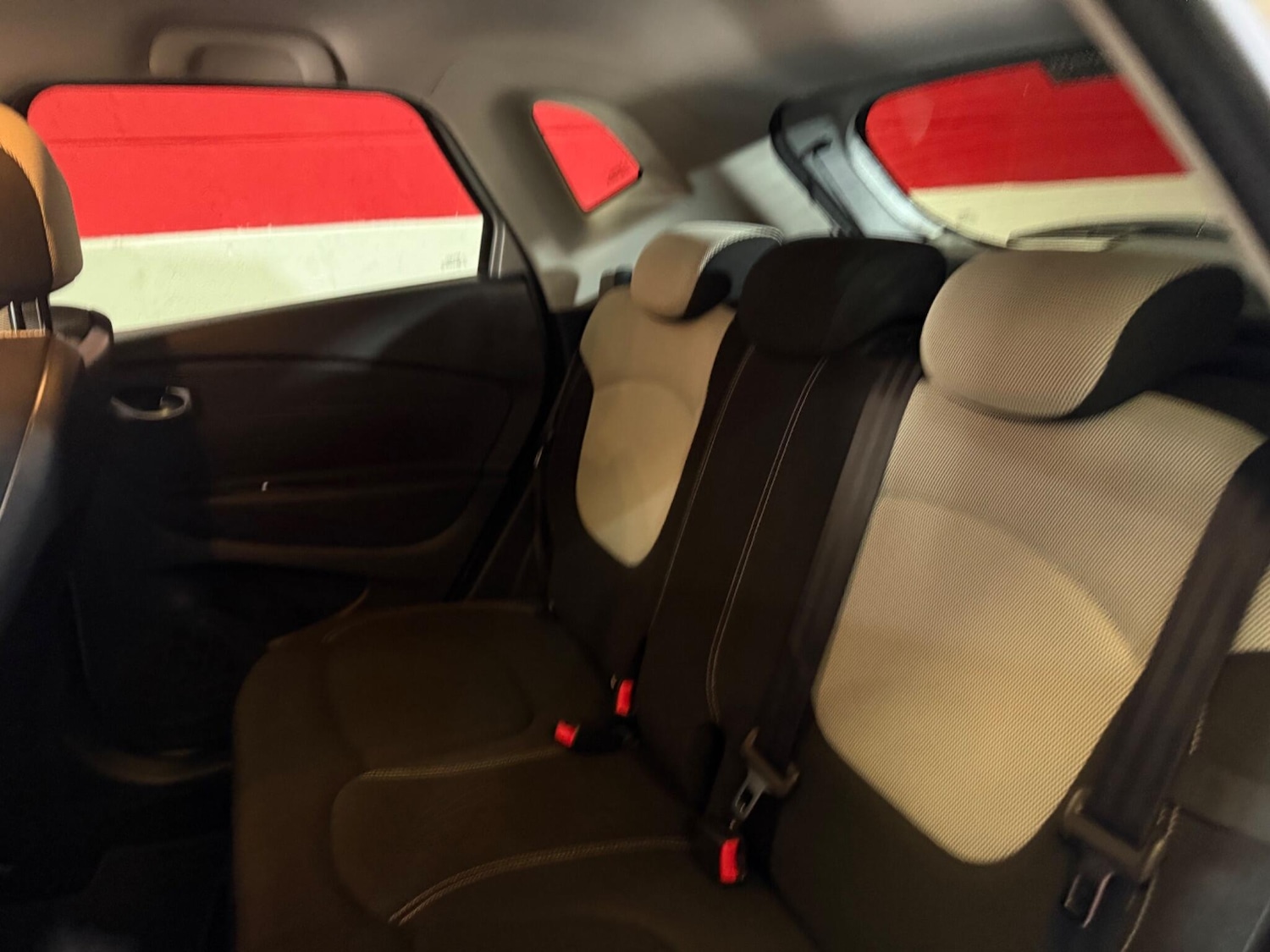 Used Renault Captur for sale - 77853466: Photo 30