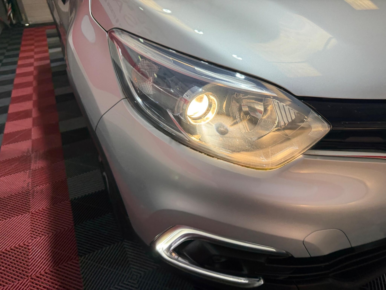 Used Renault Captur for sale - 77853466: Photo 49