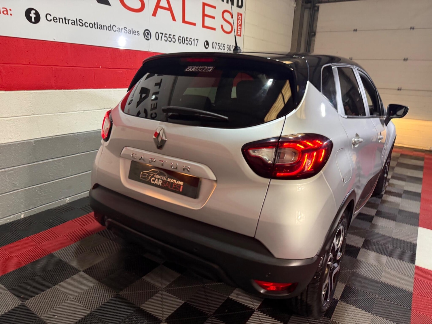 Used Renault Captur for sale - 77853466: Photo 50