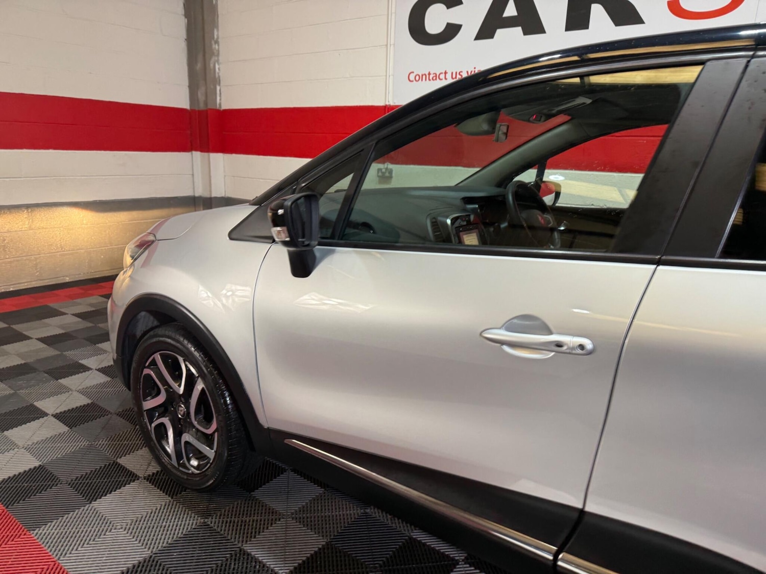 Used Renault Captur for sale - 77853466: Photo 9