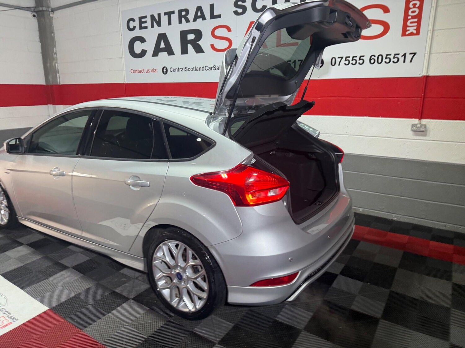 Used Ford Focus for sale - 77559470: Photo 11