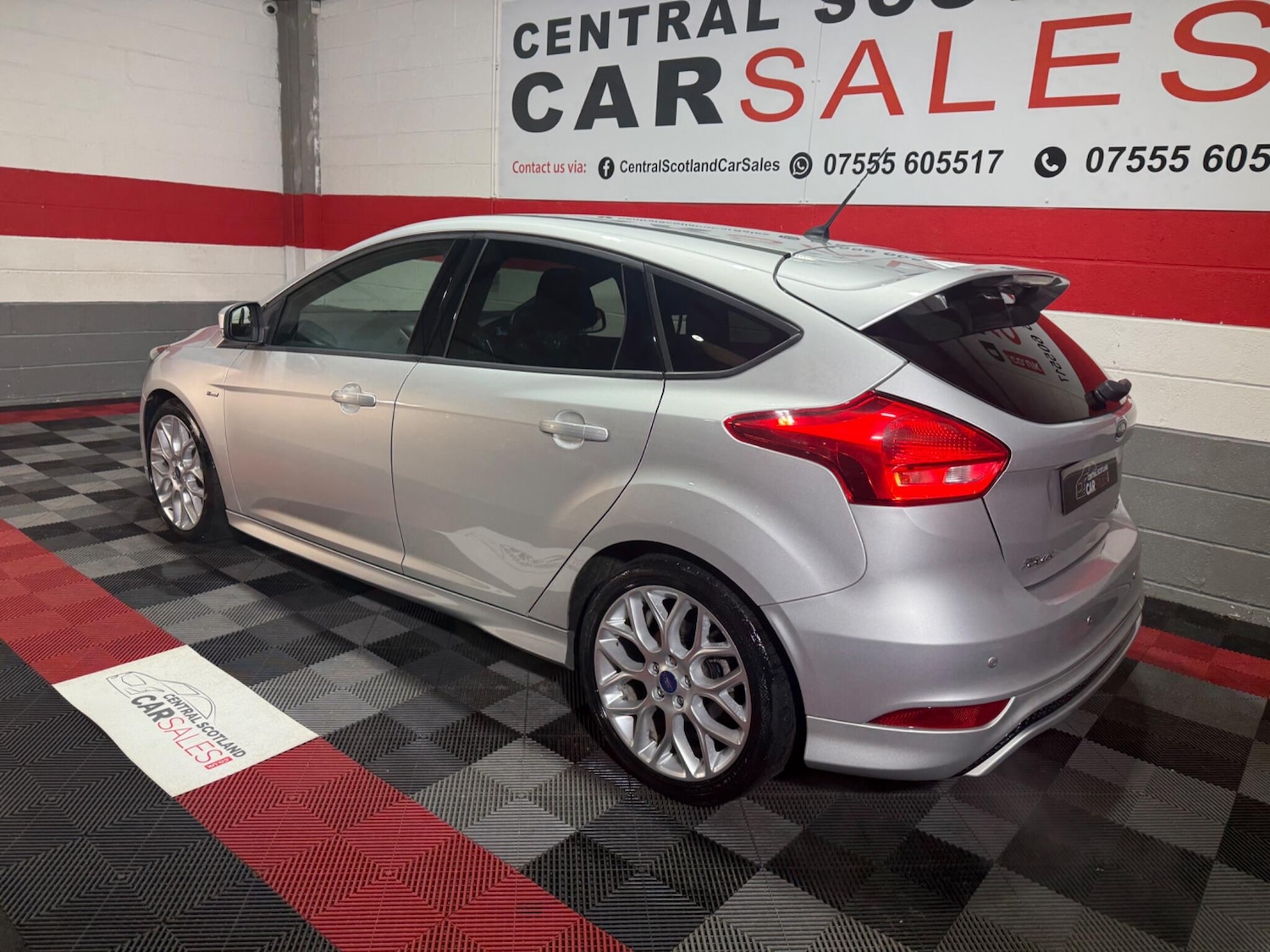 Used Ford Focus for sale - 77559470: Photo 3
